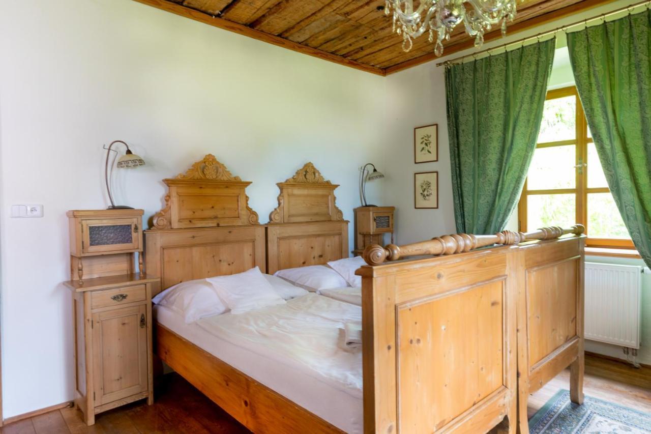 Zamecek Klokocov Hotel Екстериор снимка