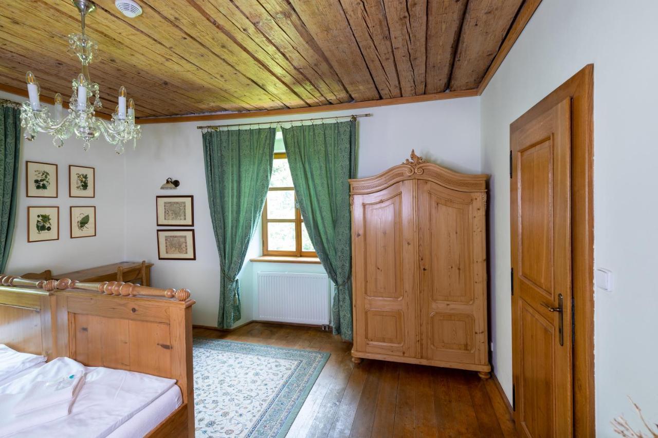Zamecek Klokocov Hotel Екстериор снимка