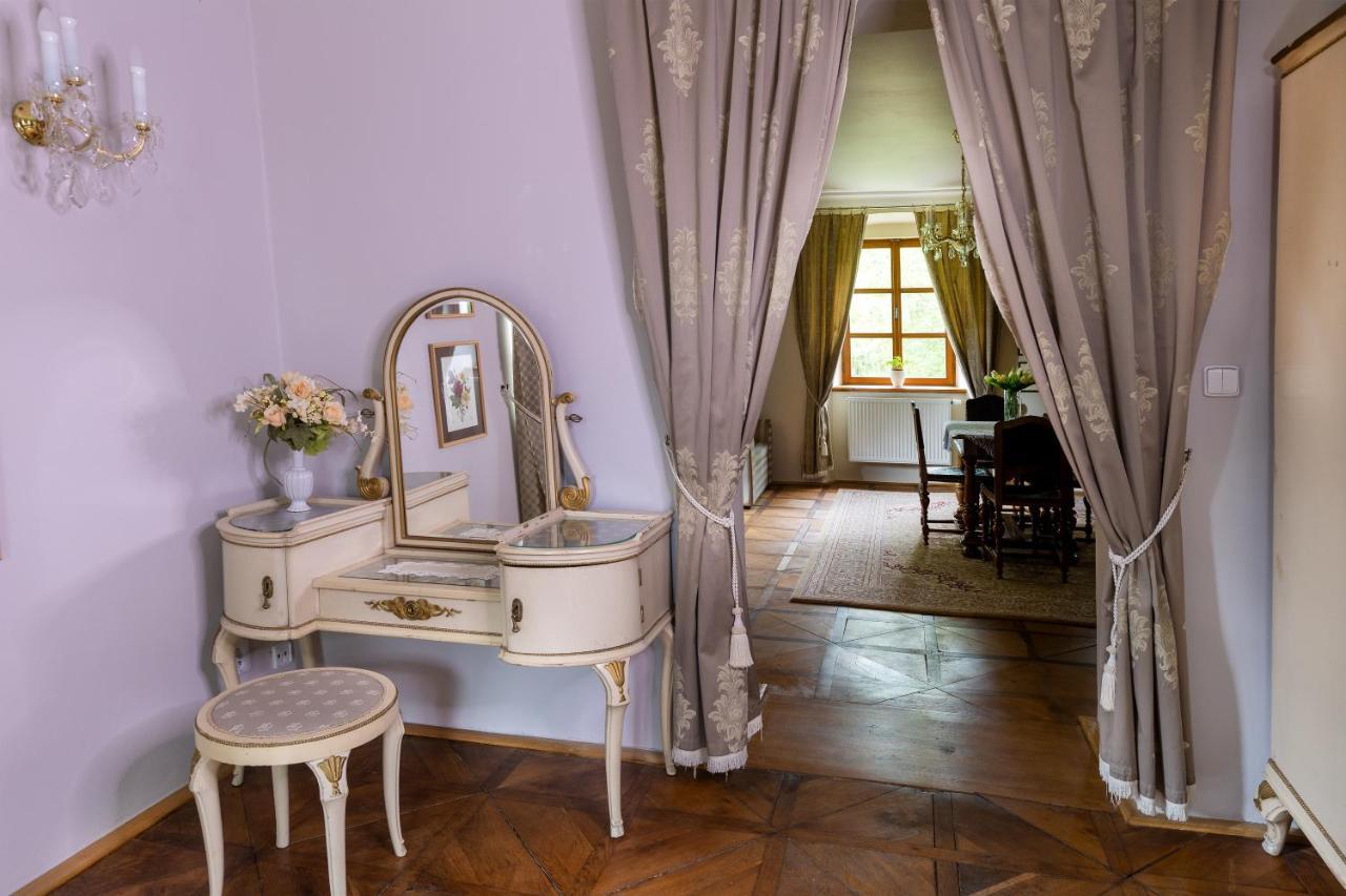 Zamecek Klokocov Hotel Екстериор снимка