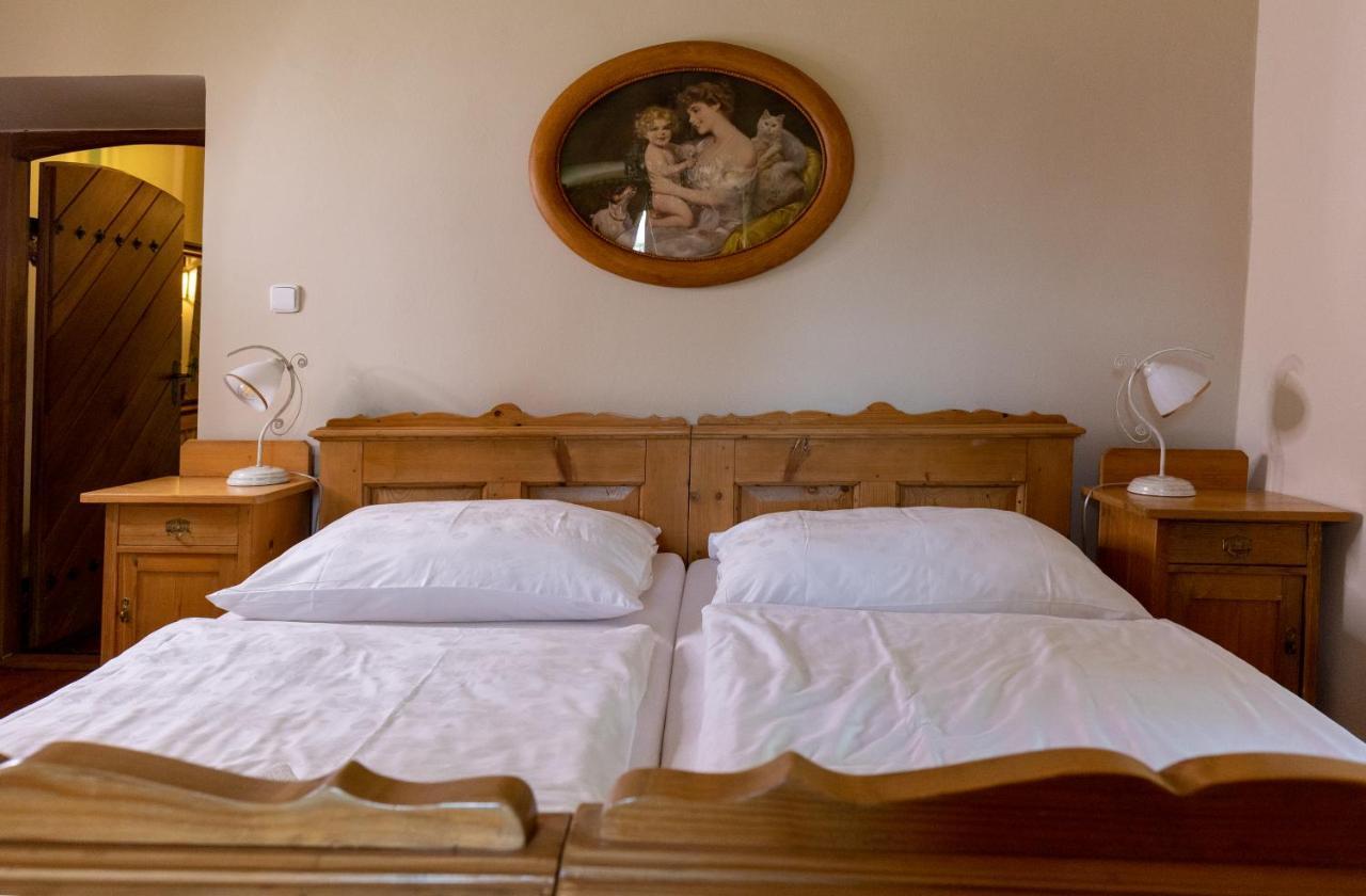 Zamecek Klokocov Hotel Екстериор снимка