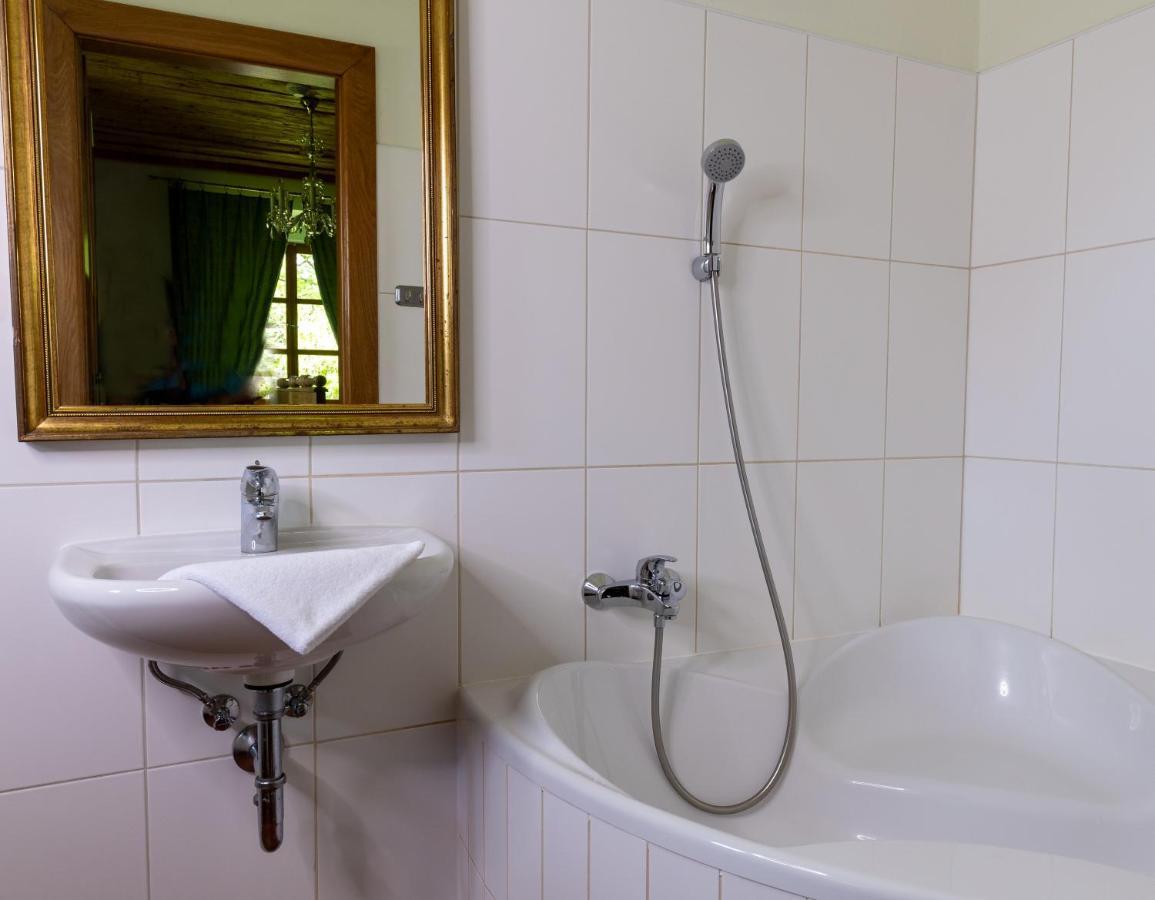 Zamecek Klokocov Hotel Екстериор снимка